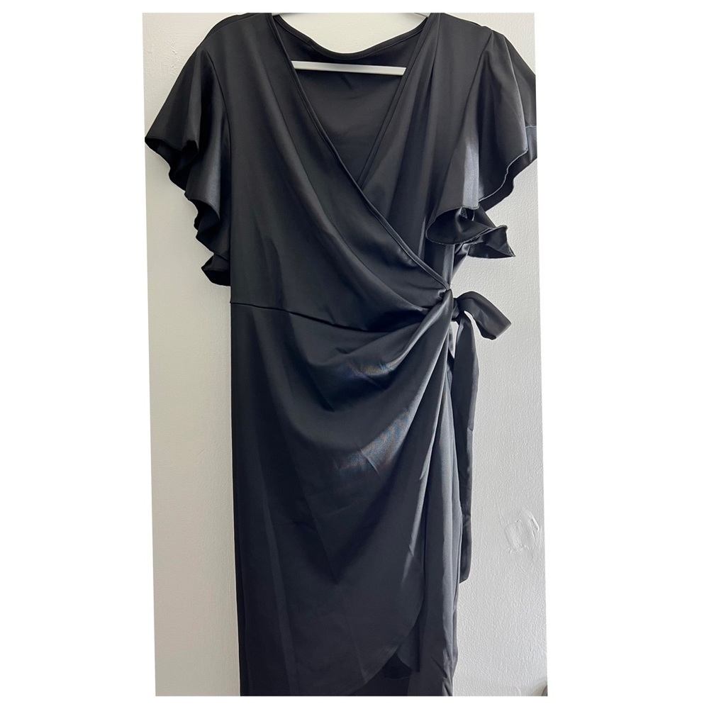 Black Ruffle Sleeve V Neck Wrap Bodycon Dress - Picture 3 of 4